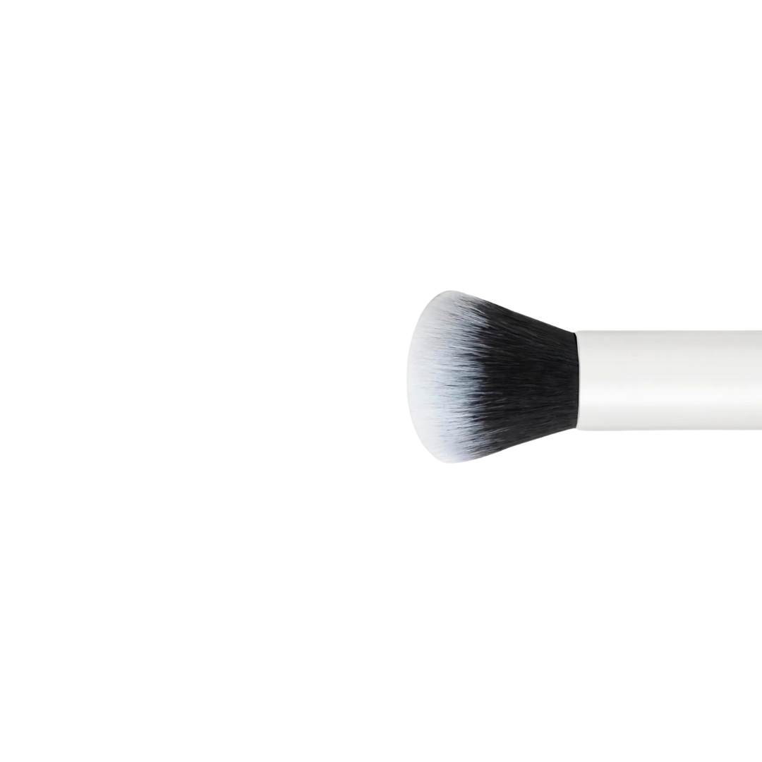 Isadora The Mini Buffer Brush