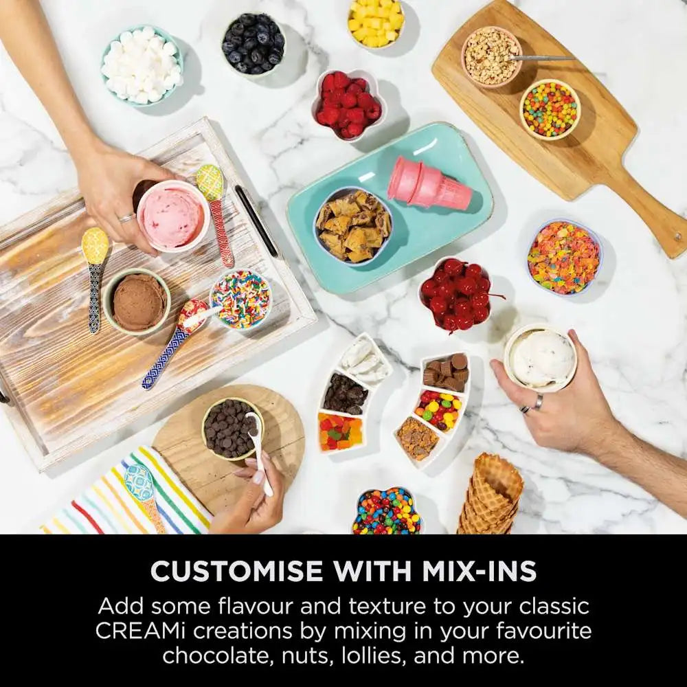 Ninja CREAMi Swirl 13-in-1 Ice Cream & Soft Serve Maker NC701UK, جهاز صنع الآيس كريم والسوفت سيرف نينجا CREAMi Swirl متعددة الوظائف 13 برنامج NC701UK